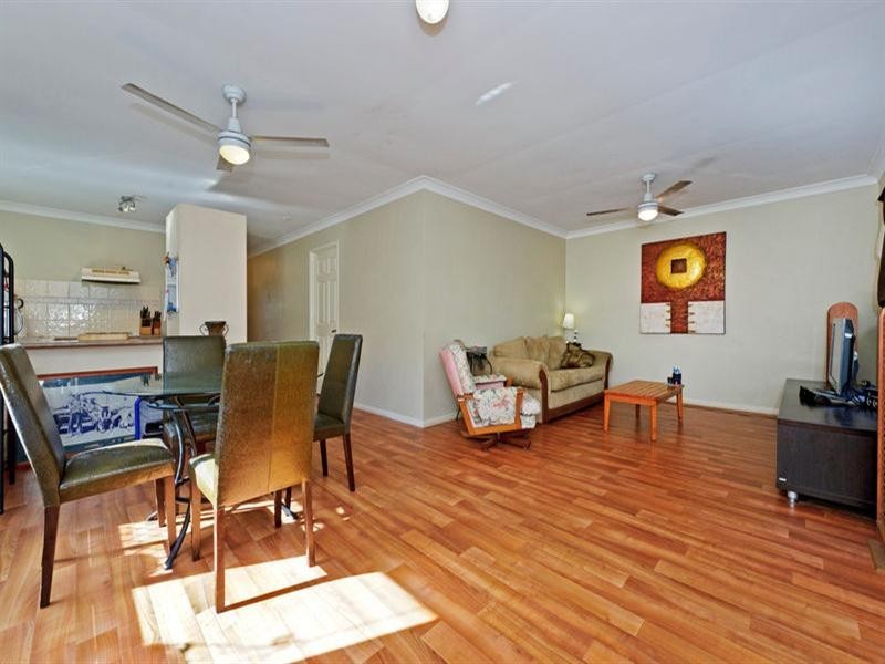 176 Greenacre Drive, Arundel QLD 4214