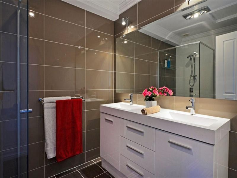45/82-86 Limetree Parade, Runaway Bay QLD 4216