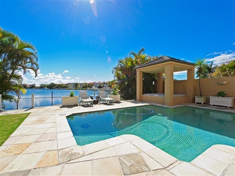 21 Oyster Cove Promenade, Hope Island QLD 4212