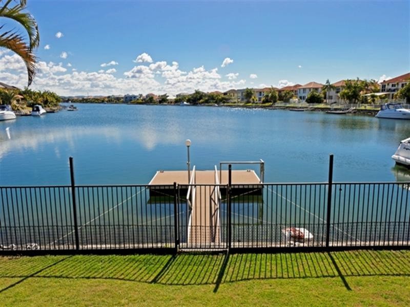 21 Oyster Cove Promenade, Hope Island QLD 4212