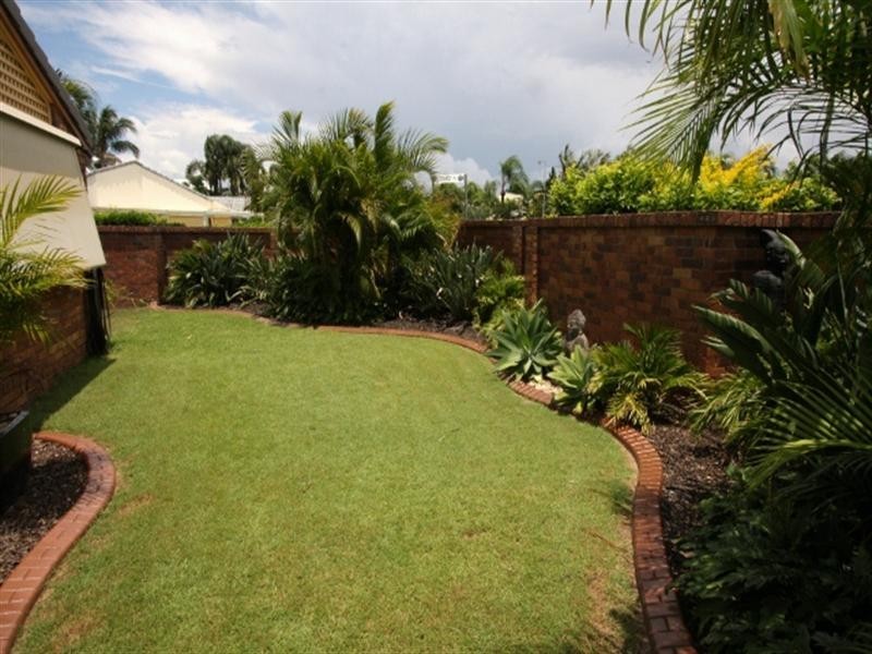 15 Midnight Court, Runaway Bay QLD 4216