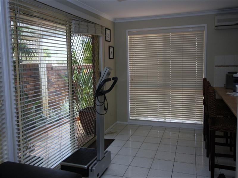 15 Midnight Court, Runaway Bay QLD 4216