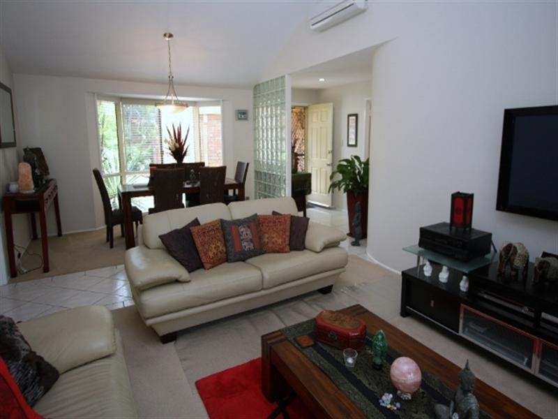 15 Midnight Court, Runaway Bay QLD 4216