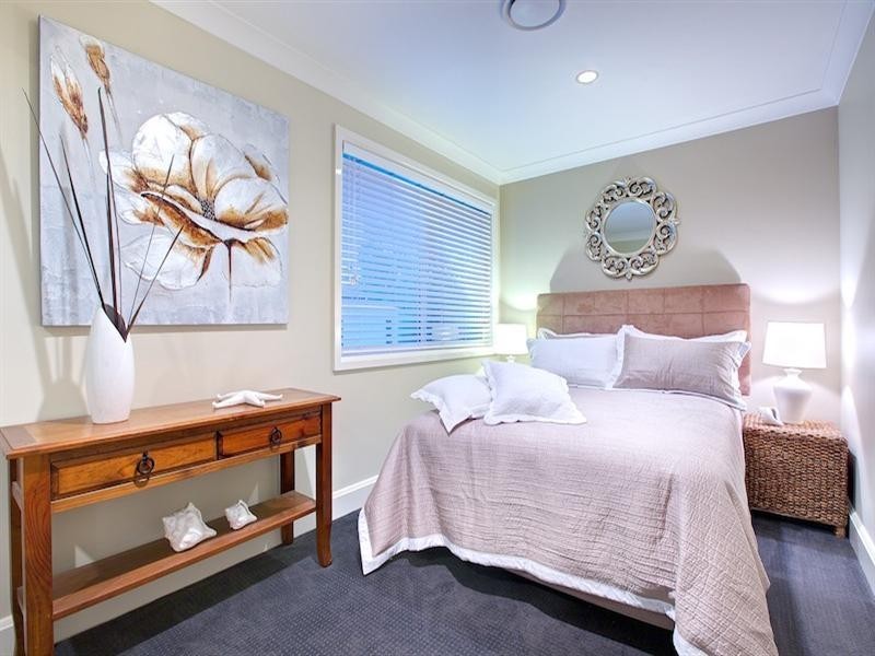 16 O’Grady Drive, Paradise Point QLD 4216