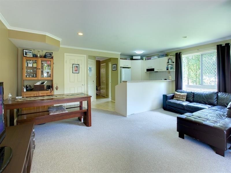8/447 Pine Ridge Road, Runaway Bay QLD 4216