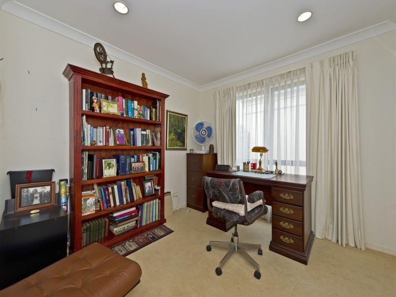 27 The Estuary, Coombabah QLD 4216