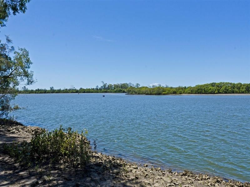 27 The Estuary, Coombabah QLD 4216