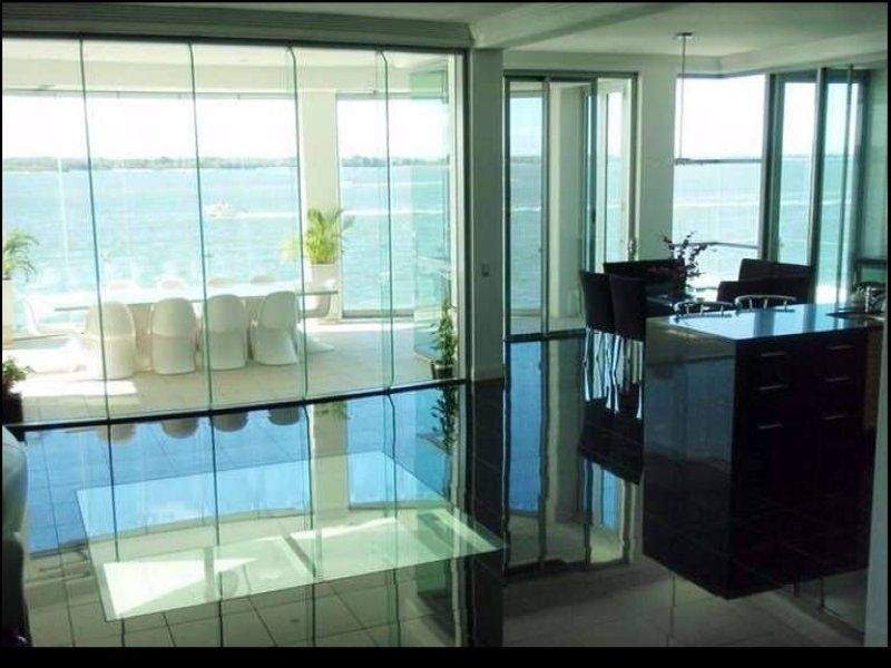 59 The Peninsula, Sovereign Islands QLD 4216