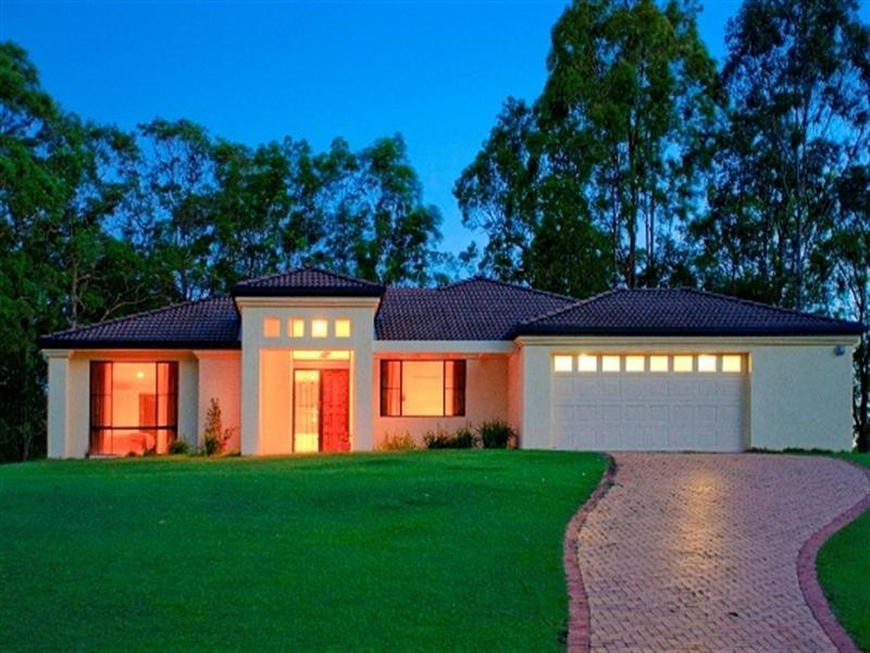 6 Belltop Court, Helensvale QLD 4212
