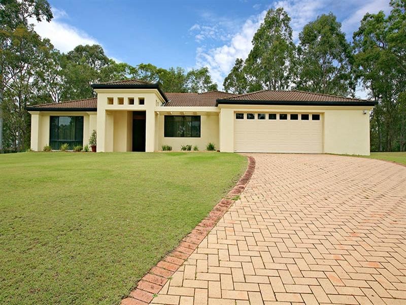 6 Belltop Court, Helensvale QLD 4212