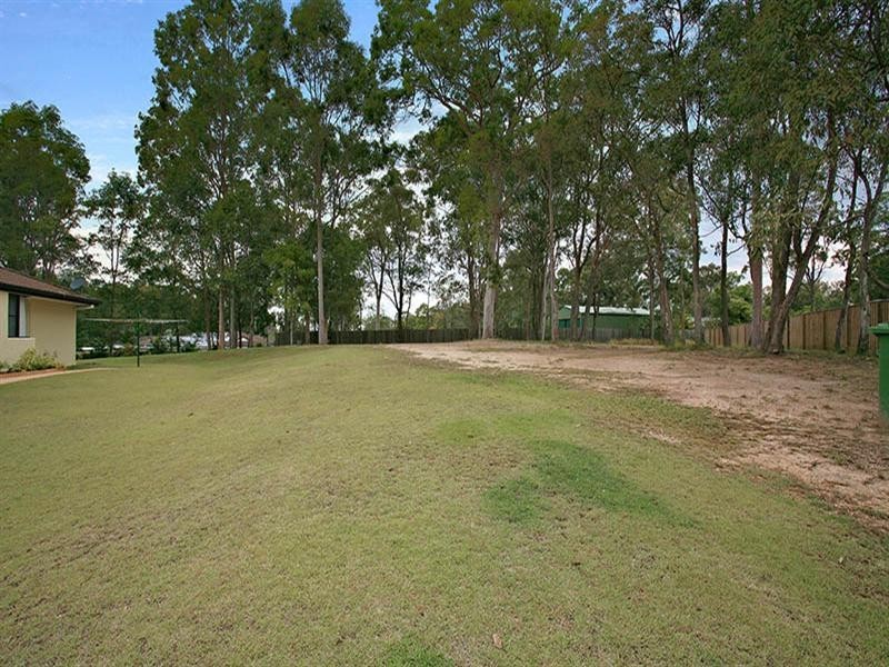 6 Belltop Court, Helensvale QLD 4212