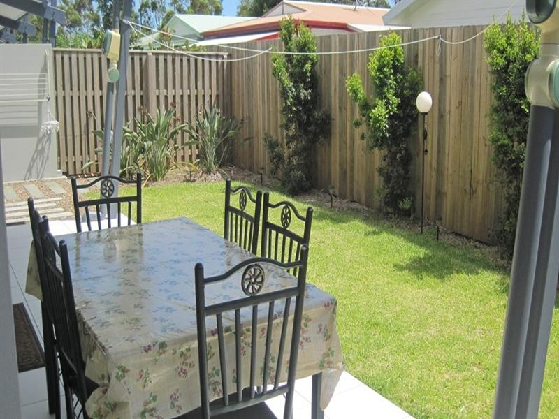 27/1 Manacor Place, Coombabah QLD 4216