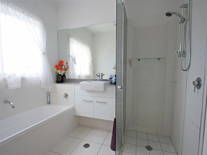 27/1 Manacor Place, Coombabah QLD 4216