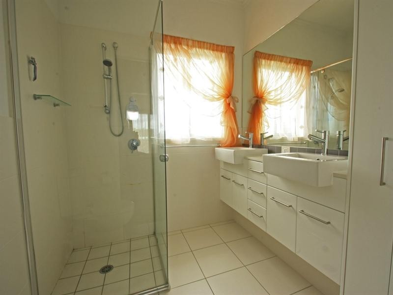 27/1 Manacor Place, Coombabah QLD 4216