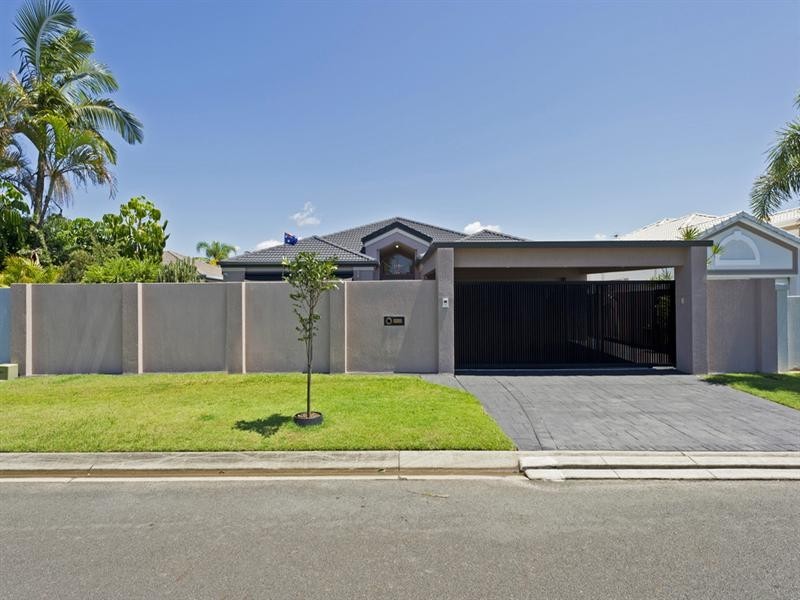 34 Anchorage Way, Biggera Waters QLD 4216