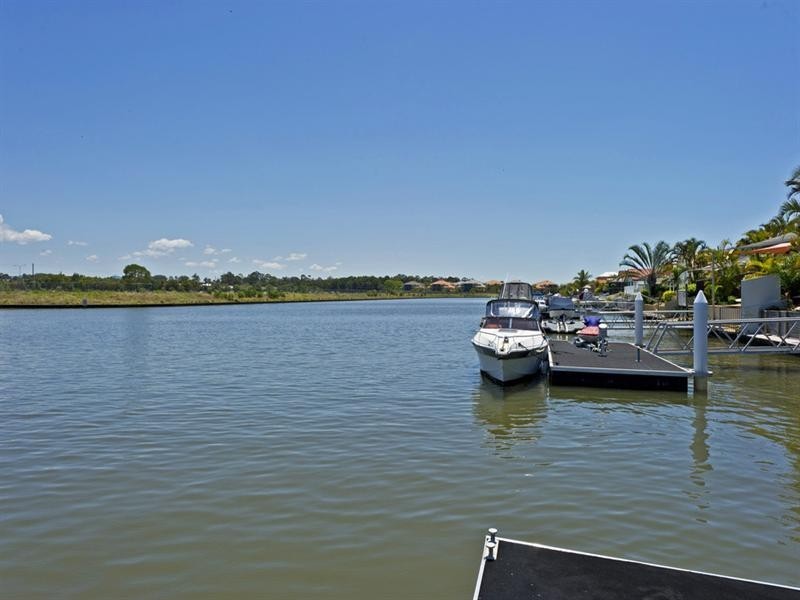 34 Anchorage Way, Biggera Waters QLD 4216