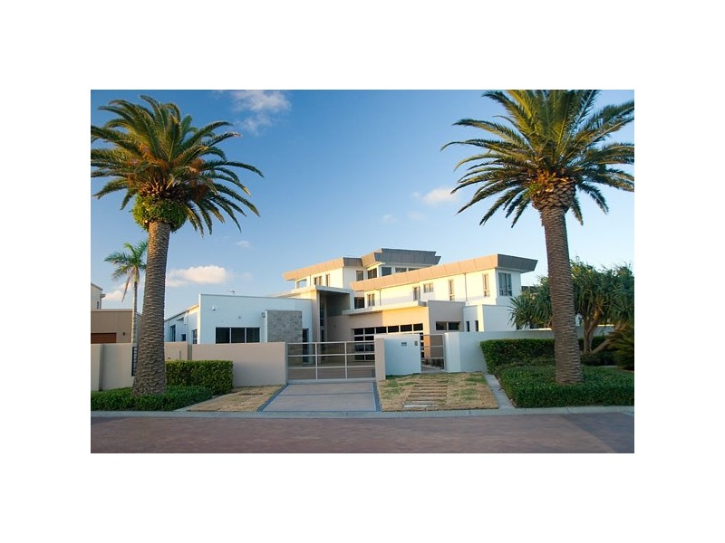 Paradise Point QLD 4216