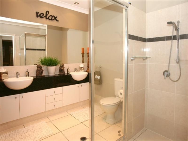 539 Oyster Cove Promenade, Helensvale QLD 4212