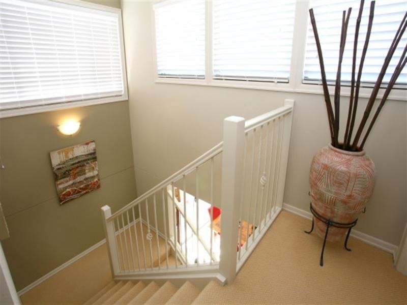 539 Oyster Cove Promenade, Helensvale QLD 4212