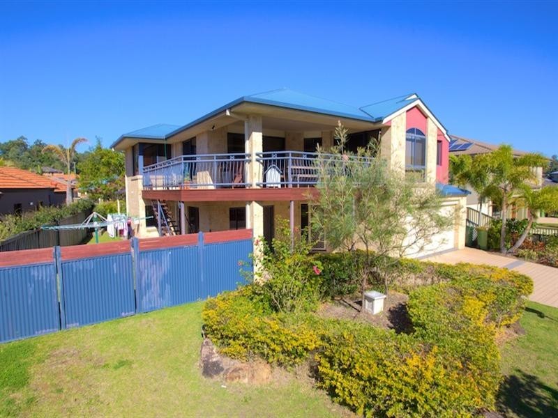 24 Brittany Drive, Oxenford QLD 4210