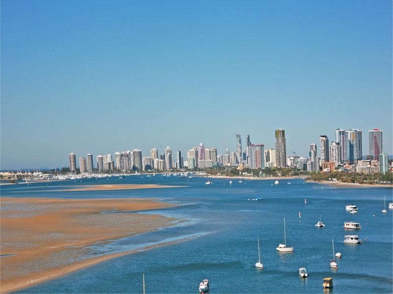 60/326 Marine Parade, Labrador QLD 4215