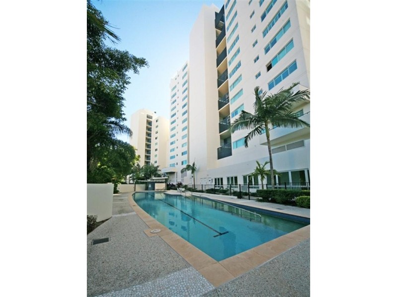 60/326 Marine Parade, Labrador QLD 4215