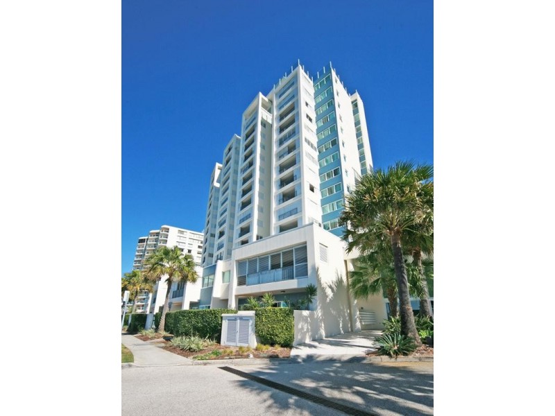 60/326 Marine Parade, Labrador QLD 4215