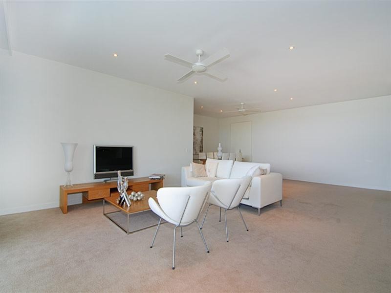 7206/323 Bayview Street, Hollywell QLD 4216