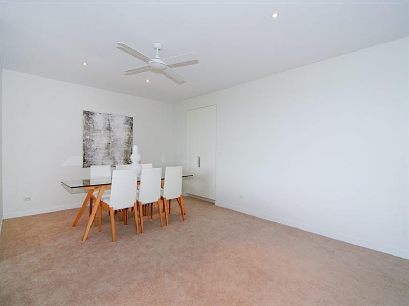 7206/323 Bayview Street, Hollywell QLD 4216