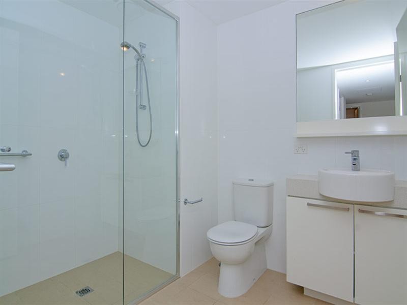 7206/323 Bayview Street, Hollywell QLD 4216