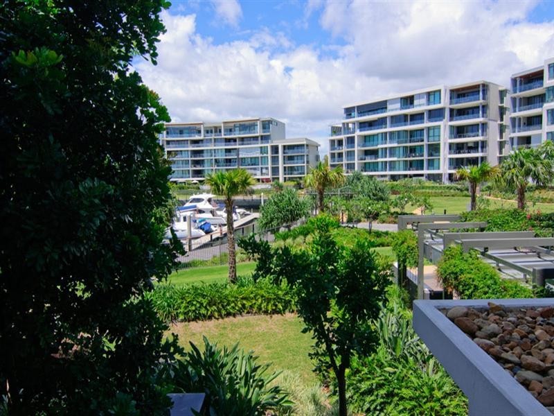 7206/323 Bayview Street, Hollywell QLD 4216