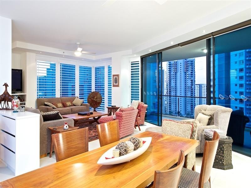 26/11 Peak Avenue, Main Beach QLD 4217