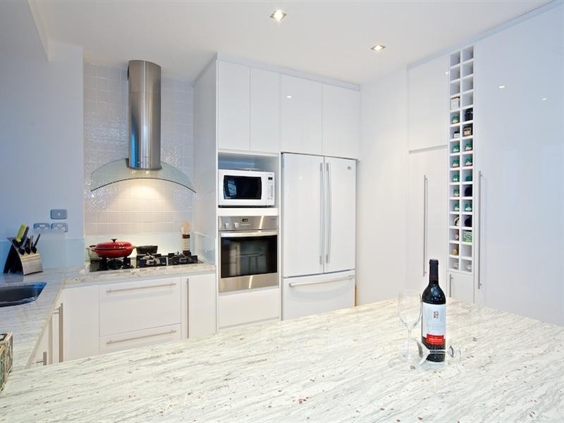 26/11 Peak Avenue, Main Beach QLD 4217