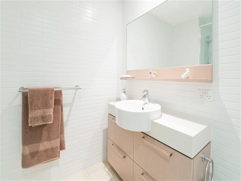 4303/323 Bayview Street, Hollywell QLD 4216