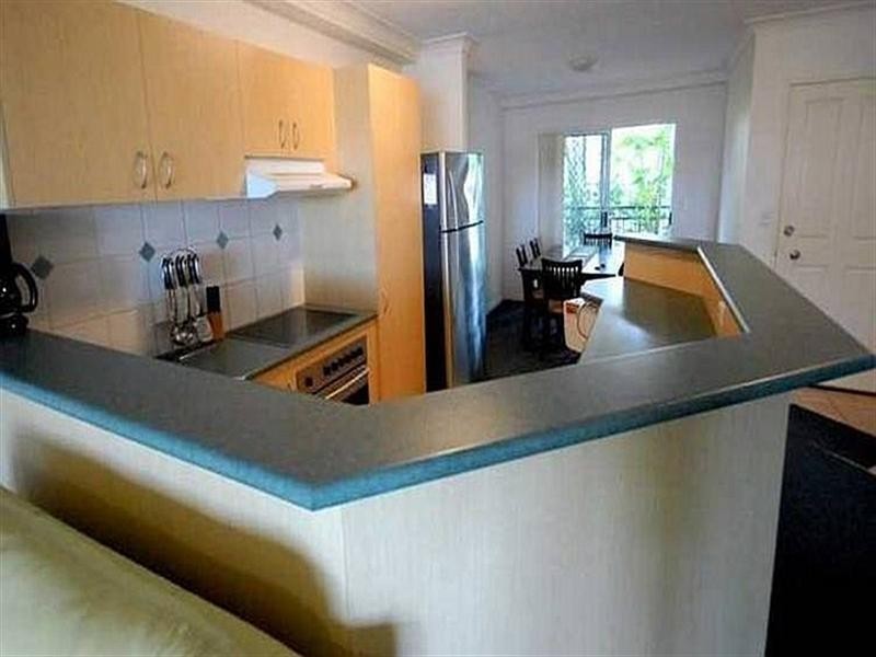 25/148 Marine Parade, Southport QLD 4215