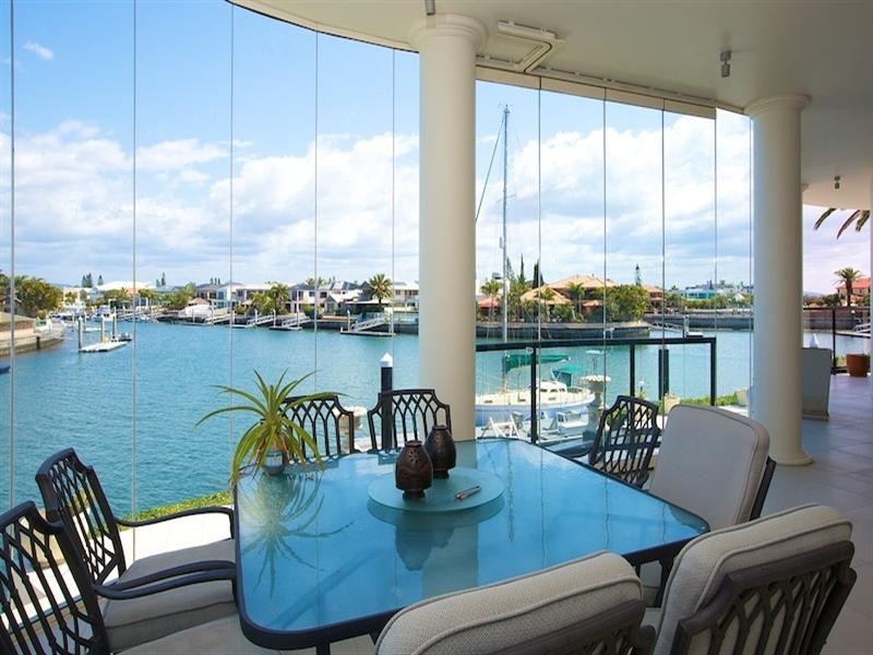 64 King Charles Drive, Sovereign Islands QLD 4216