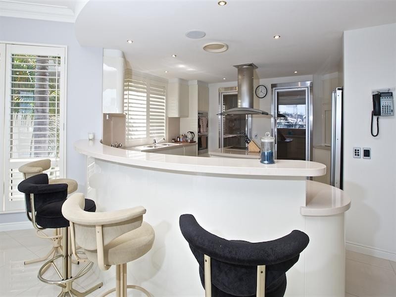 64 King Charles Drive, Sovereign Islands QLD 4216