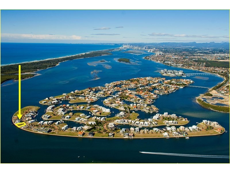 Sovereign Islands QLD 4216