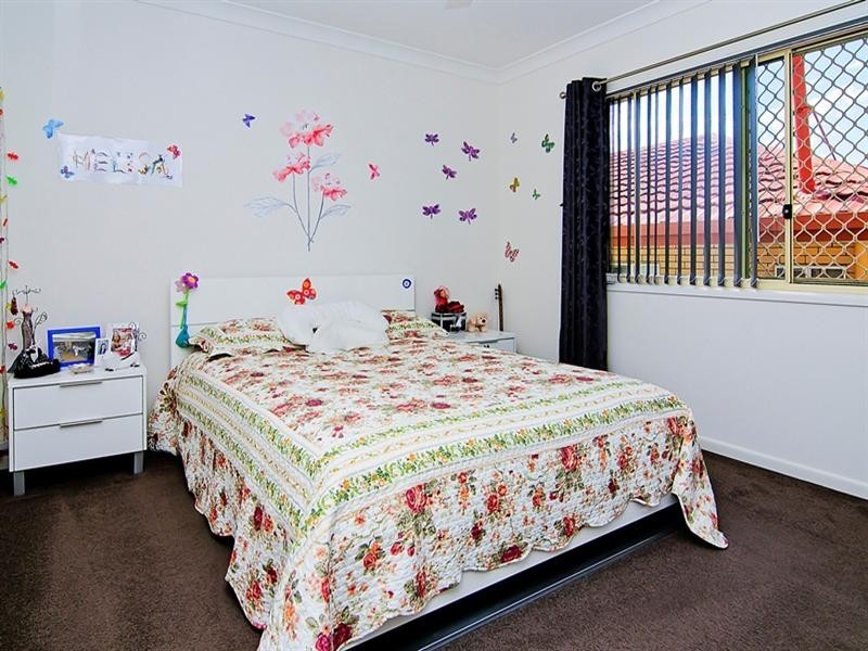 33 Turpin Road, Labrador QLD 4215