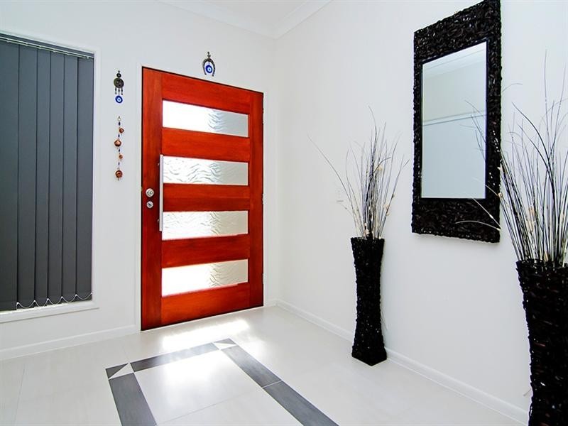 33 Turpin Road, Labrador QLD 4215