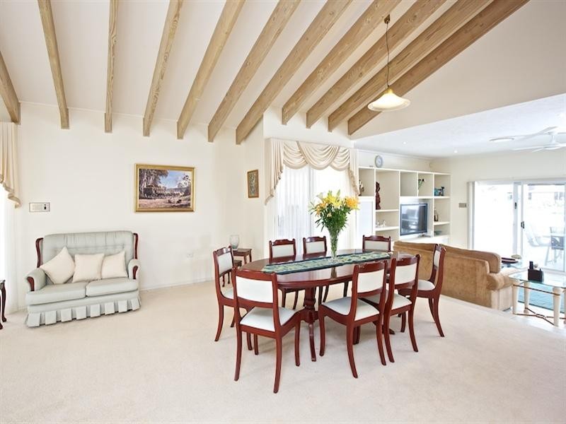 47 Cockleshell Court, Runaway Bay QLD 4216