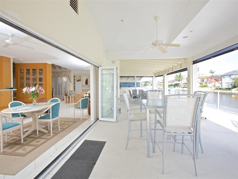 47 Cockleshell Court, Runaway Bay QLD 4216