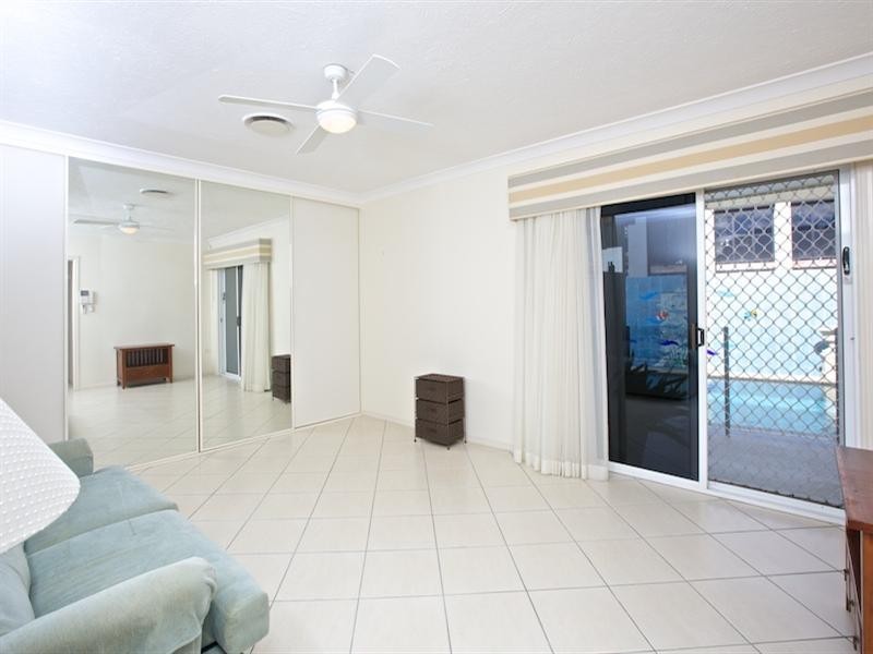 47 Cockleshell Court, Runaway Bay QLD 4216