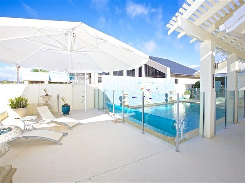 47 Cockleshell Court, Runaway Bay QLD 4216