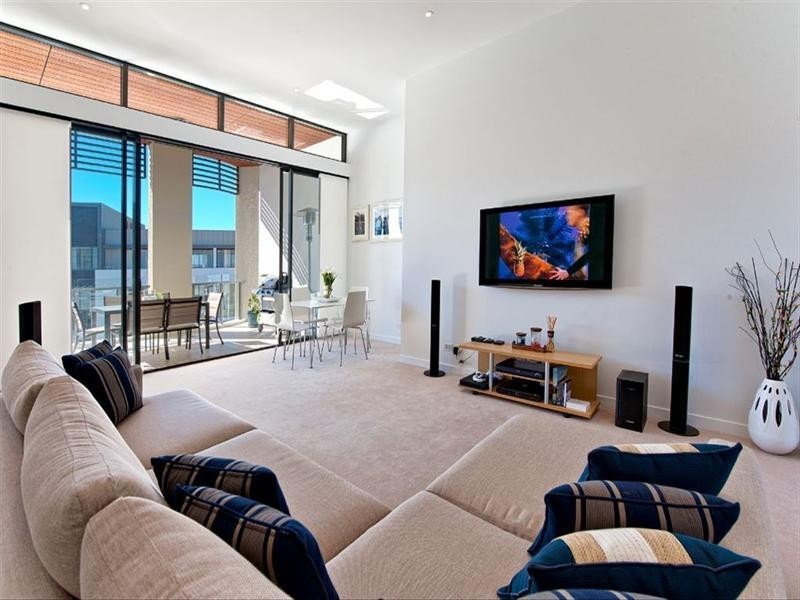 2405/1 Marina Promenade, Paradise Point QLD 4216