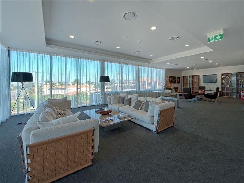 2405/1 Marina Promenade, Paradise Point QLD 4216