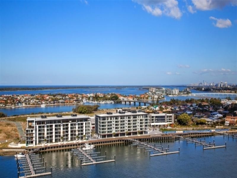 6 Marina Promenade (Salacia Waters), Paradise Point QLD 4216