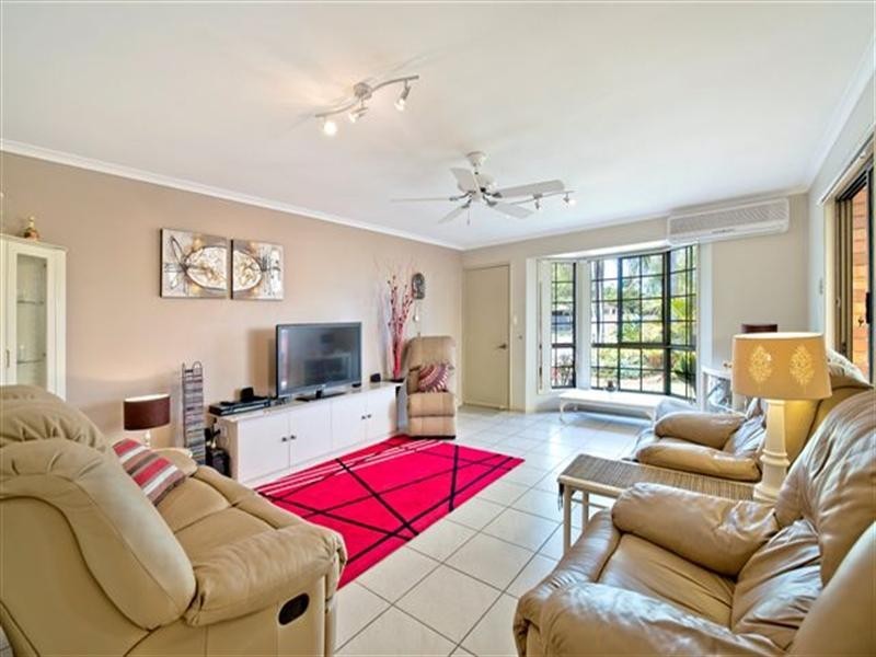 1/22 Maiala Close, Paradise Point QLD 4216