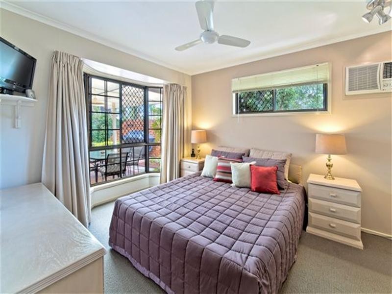 1/22 Maiala Close, Paradise Point QLD 4216