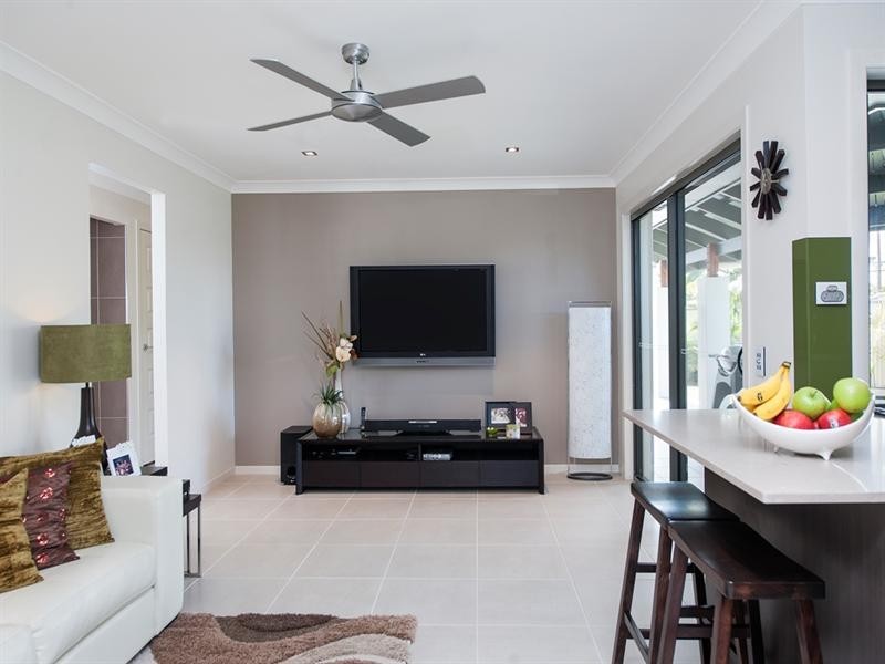 18 Salvia Street, Hollywell QLD 4216